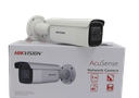 HIKVISION DS-2CD2643G2-IZS2.8-12mm - CÁMARA IP. 4MP. / LENTE MOT. 2.8 A 12 mm / 60 MTS IR EXIR / EXTERIOR IP67 / IK10 / WDR 120 DB / POE / ACUSENSE (EVITA FALSAS ALARMAS) / ENTRADA Y SALIDA DE AUDIO Y ALARMAS / MICRO SD / ONVIF / ACUSEARCH. #Hikvision #CamaraIP #Seguridad #CCTV #Panama #ColorVu #4MP